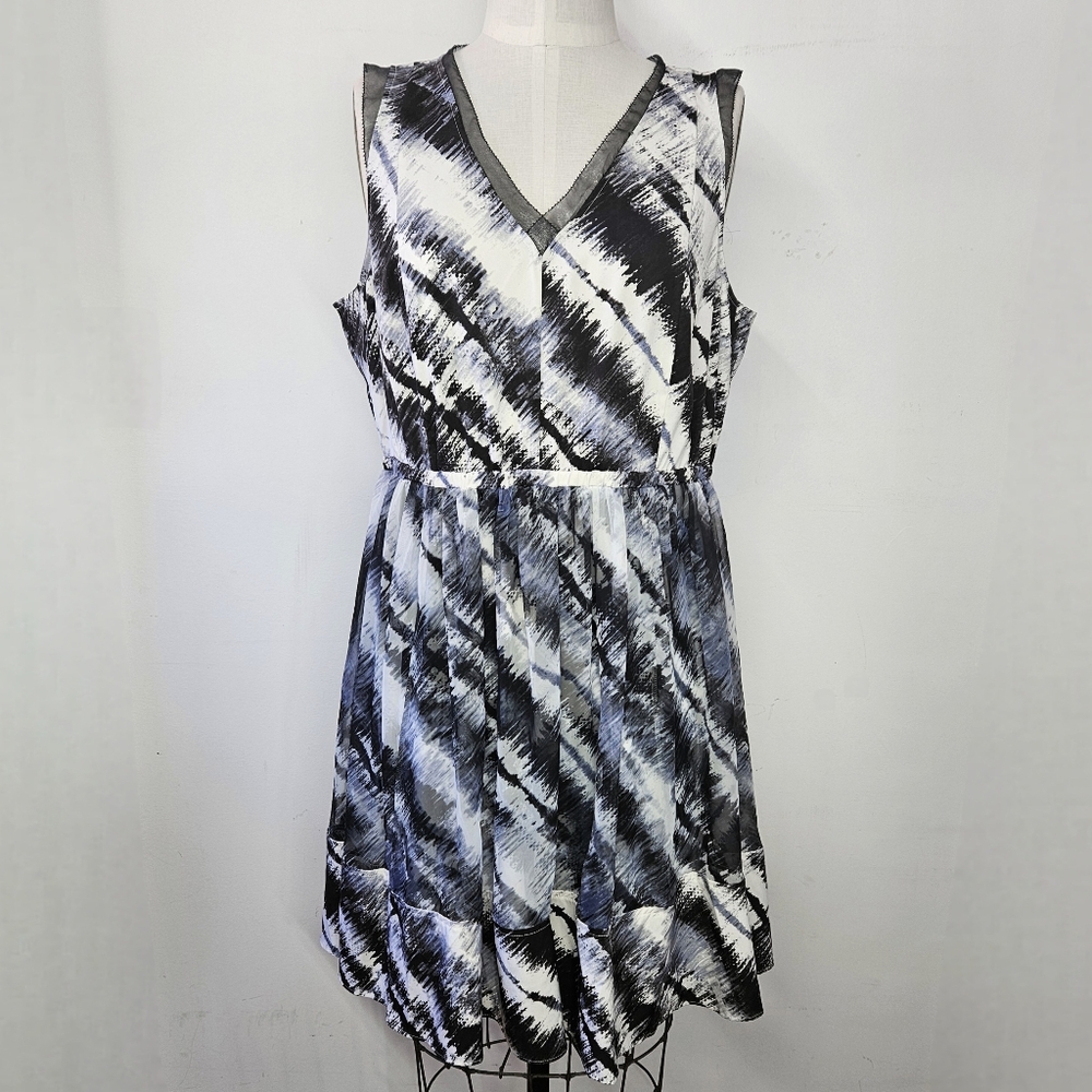 Simply Vera Size XL Dress Bias Cut Tie Dye Black Blue Chiffon Satin V-Neck Midi